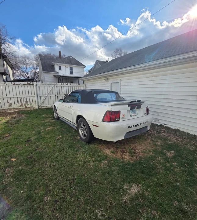 2001 Ford SN95 Mustang - Image 3 of 6