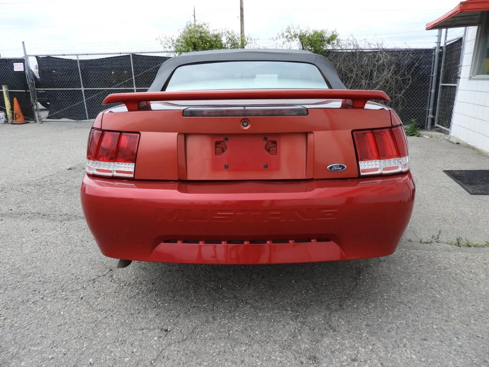 2001 Ford SN95 Mustang - Image 6 of 12