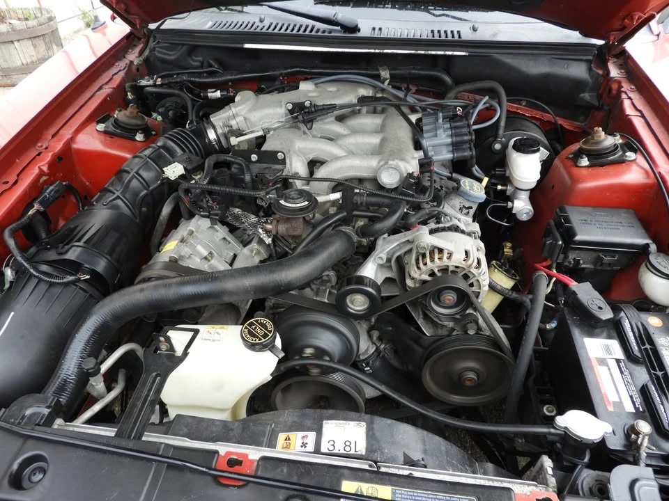 2001 Ford SN95 Mustang - Image 10 of 12