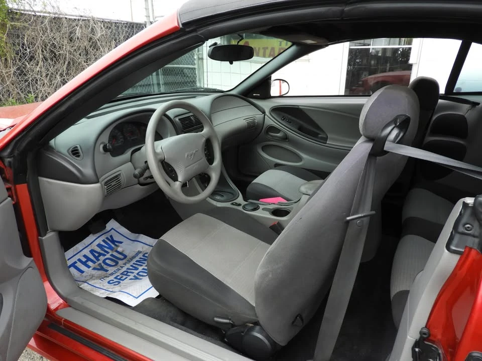 2001 Ford SN95 Mustang - Image 7 of 12