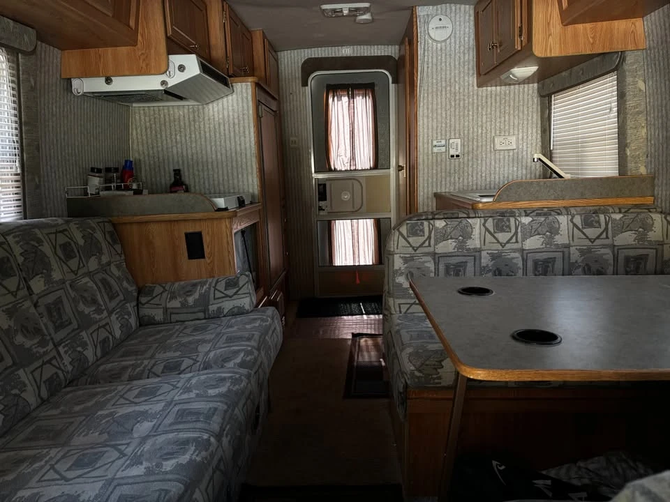 2001 Ford Econoline Van - Image 7 of 14