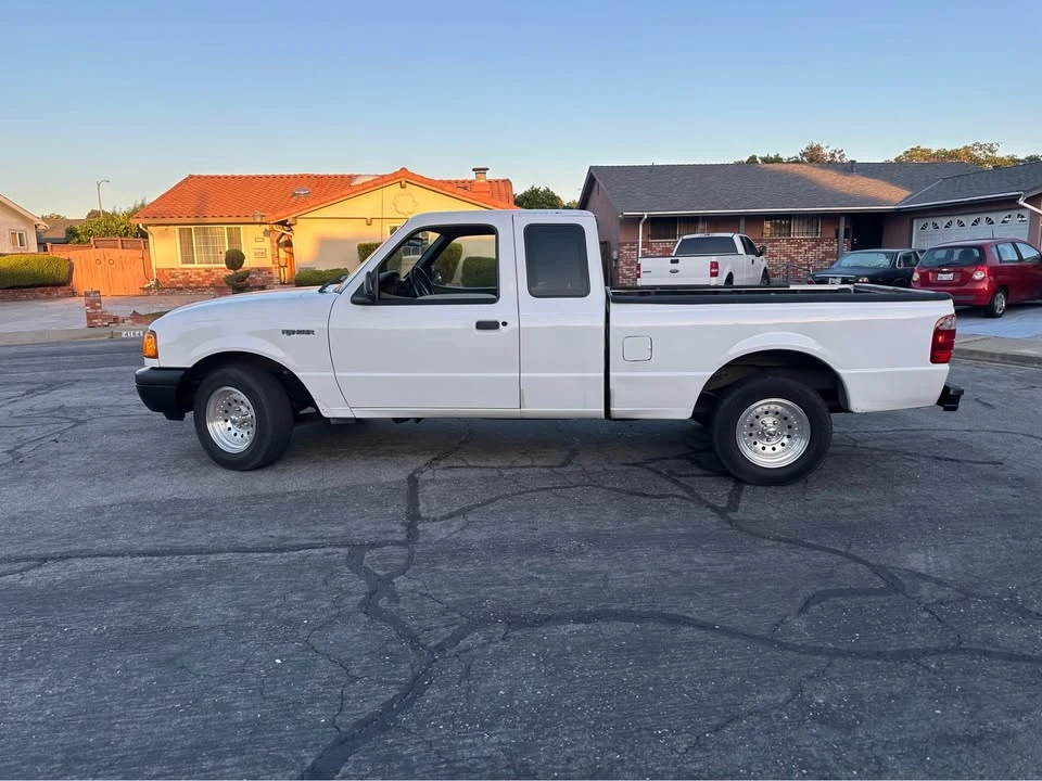 2001 Ford Ranger 3rd Gen - Image 2 of 10