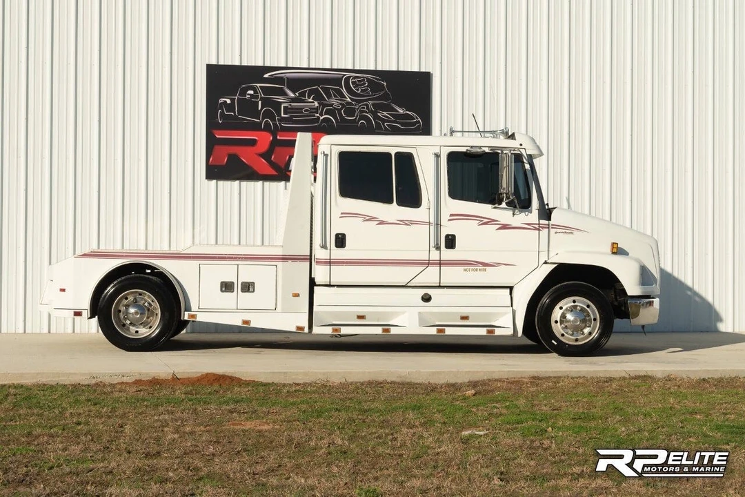 2001 Freightliner - Image 9 of 21
