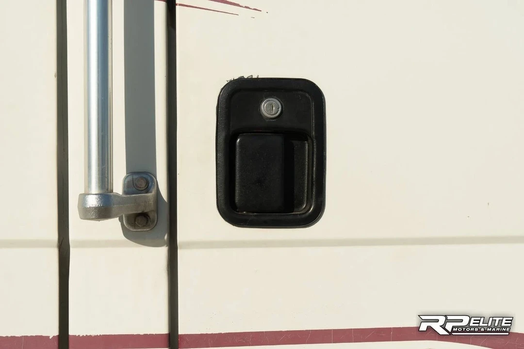 2001 Freightliner - Image 12 of 21