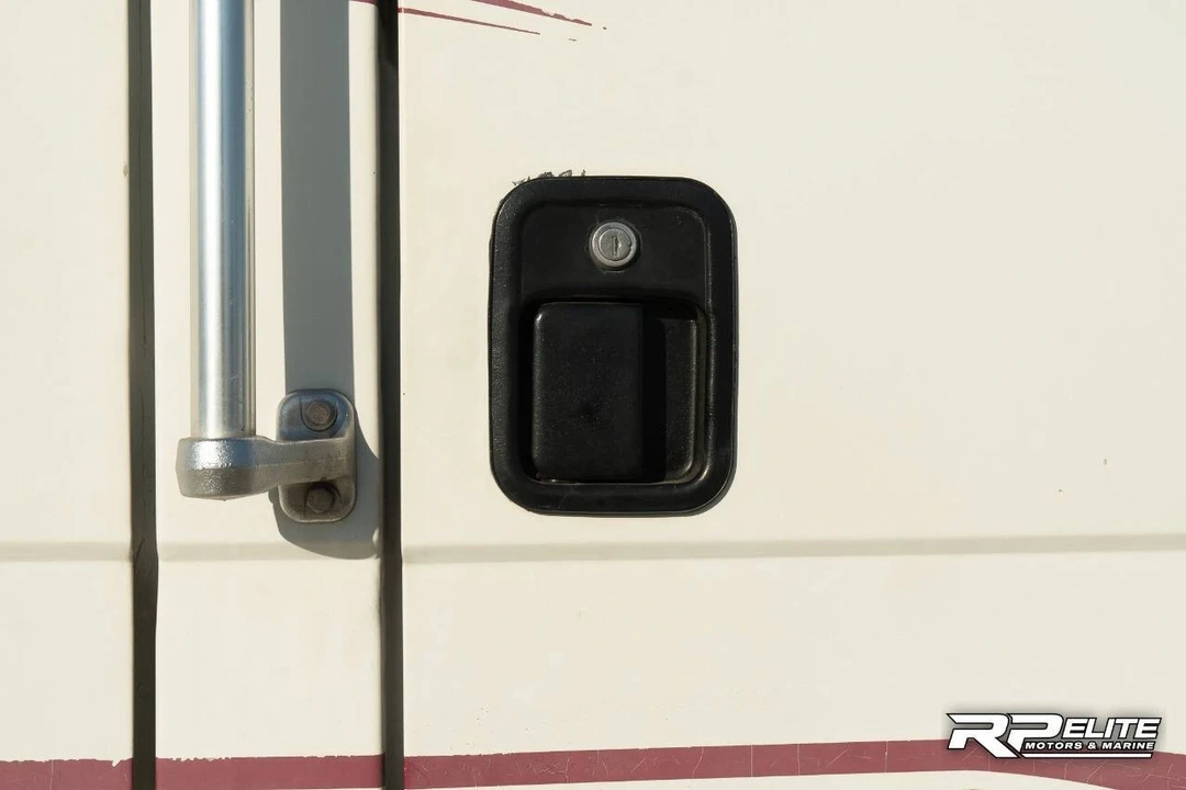 2001 Freightliner - Image 12 of 21