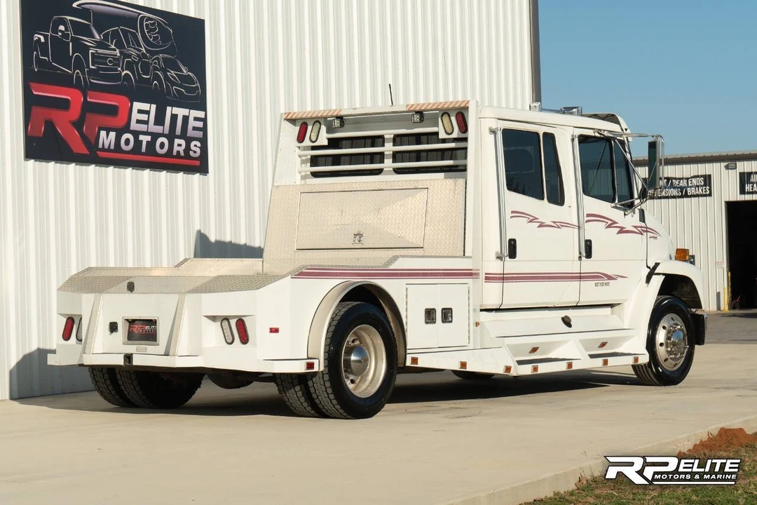 2001 Freightliner - Image 8 of 21