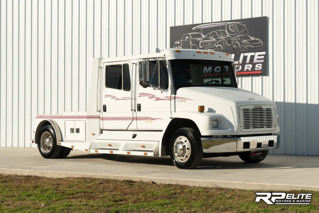 2001 Freightliner - Image 2 of 21