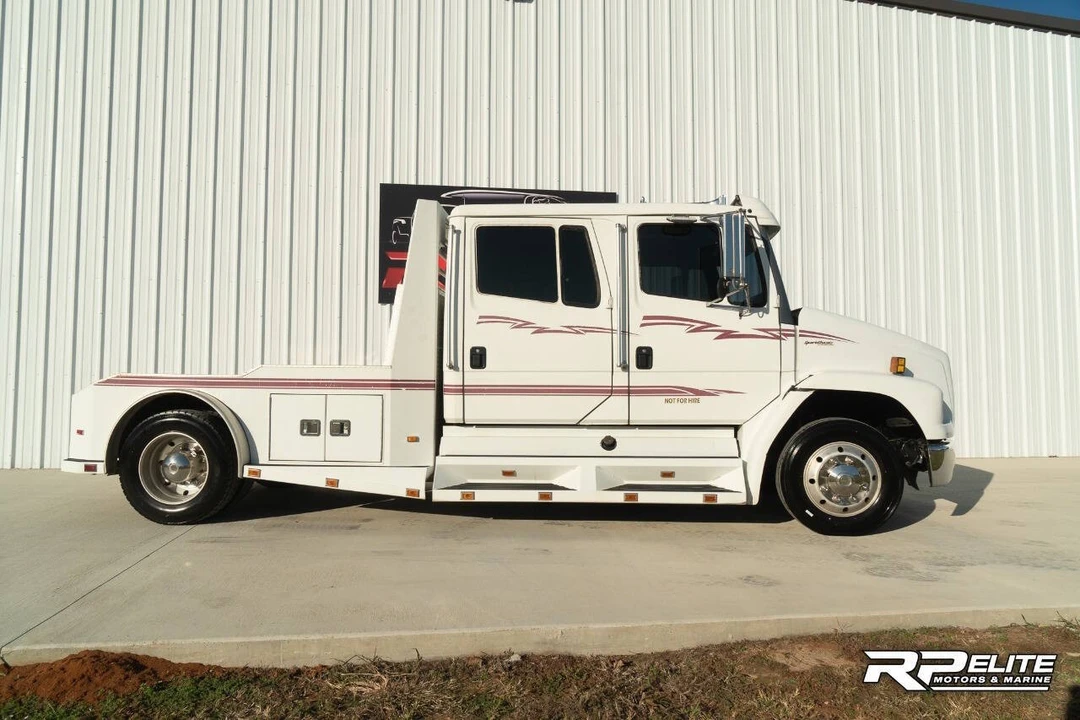 2001 Freightliner - Image 10 of 21