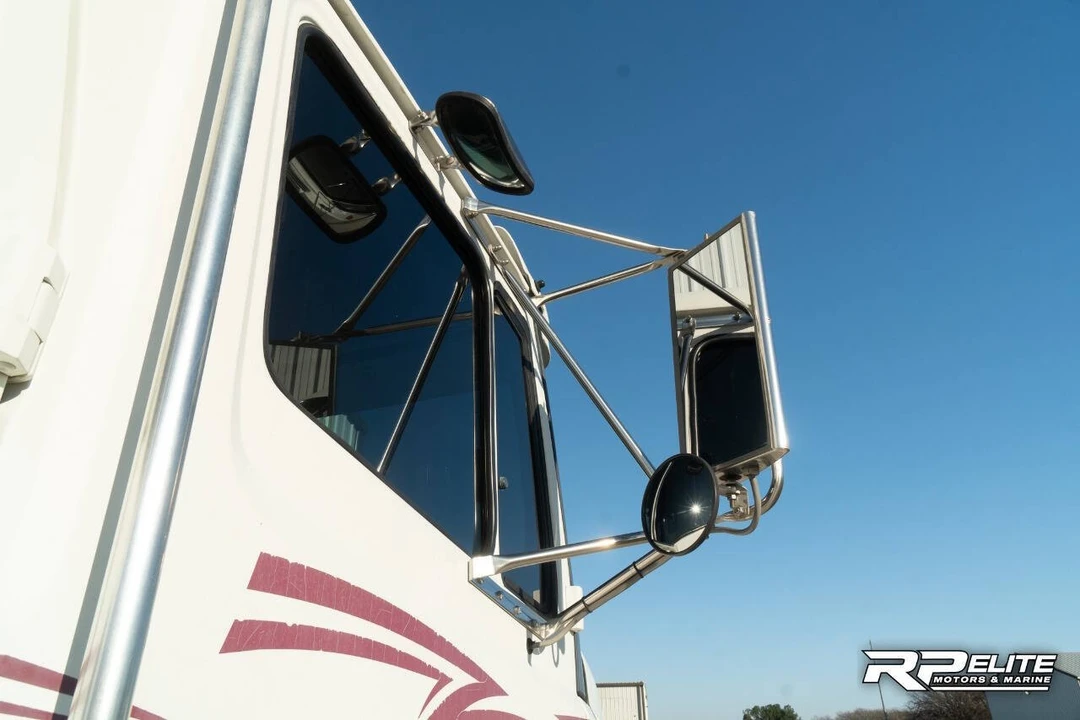 2001 Freightliner - Image 13 of 21