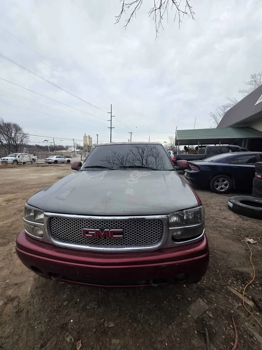 2001 GMC Sierra 2nd Gen - Image 3 of 6