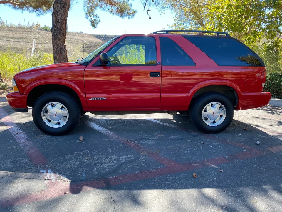 2001 GMC S-15 Jimmy 2nd Gen - Image 12 of 31