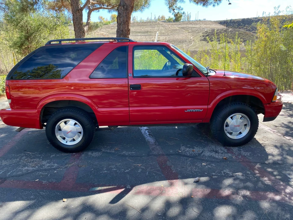 2001 GMC S-15 Jimmy 2nd Gen - Image 7 of 31