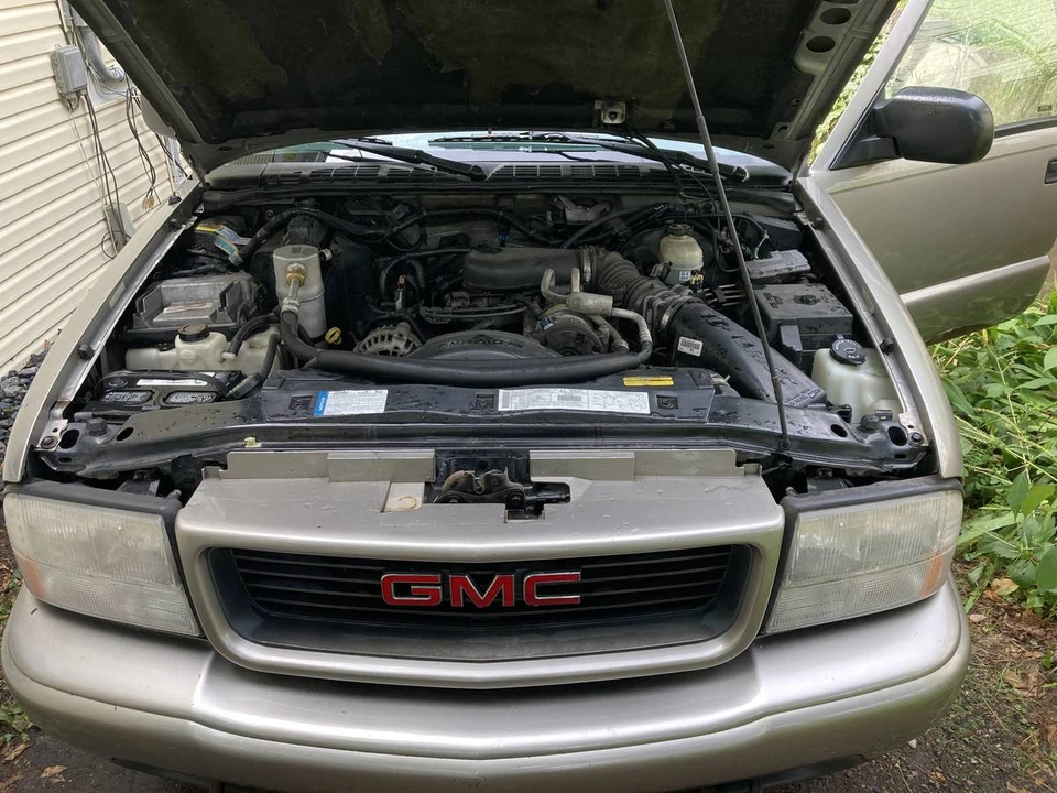 2001 GMC S-15 Jimmy 2nd Gen - Image 20 of 24