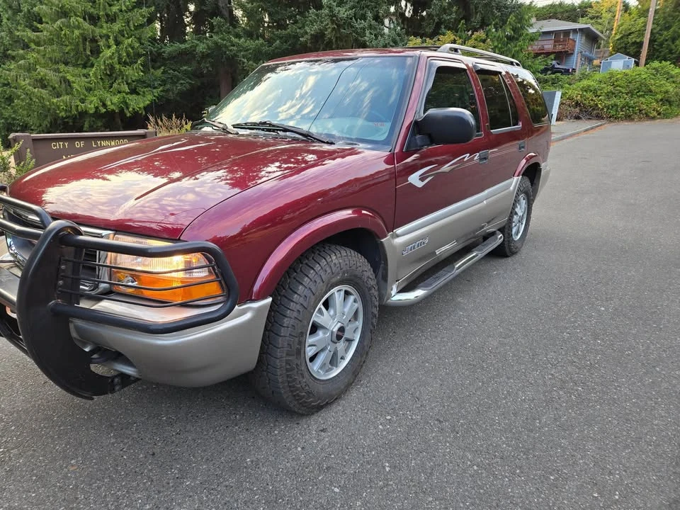2001 GMC S-15 Jimmy 2nd Gen - Image 3 of 9