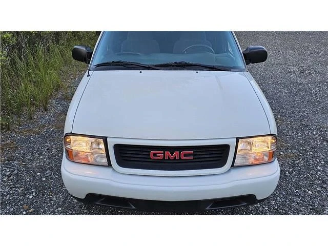 2001 GMC S-15 Jimmy 2nd Gen - Image 12 of 21