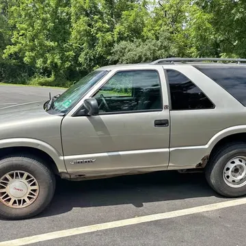 2001 GMC Jimmy Sport Utility 2D