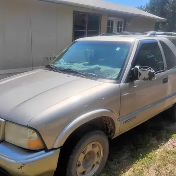 2001 GMC Jimmy Sport Utility 2D