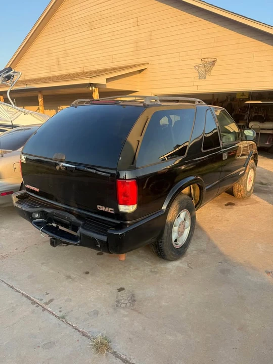 2001 GMC S-15 Jimmy 2nd Gen - Image 6 of 8