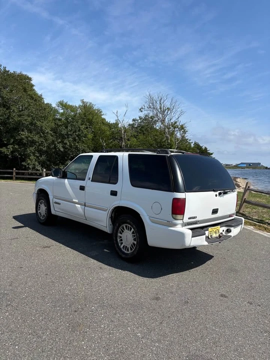 2001 GMC S-15 Jimmy 2nd Gen - Image 3 of 7