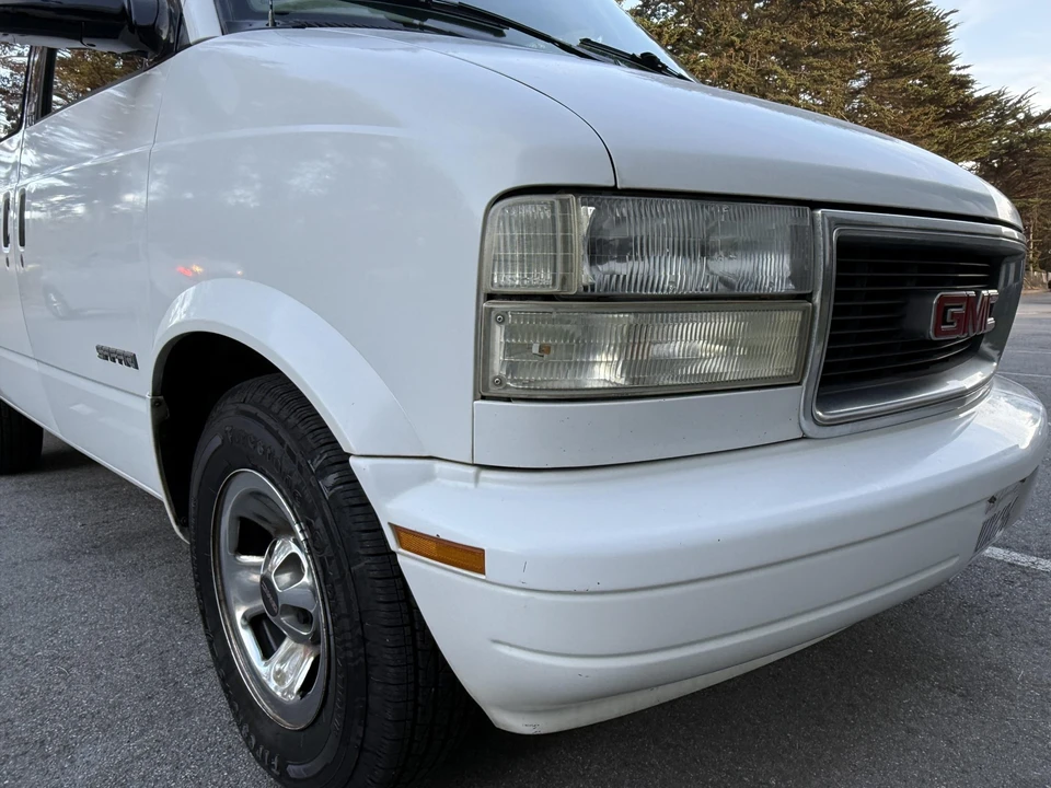 2001 GMC G-series Van - Image 17 of 31