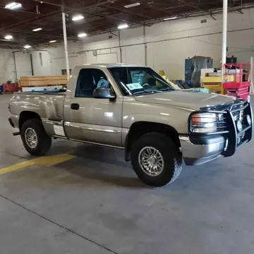 2001 GMC Sierra 137" W.B. 2D