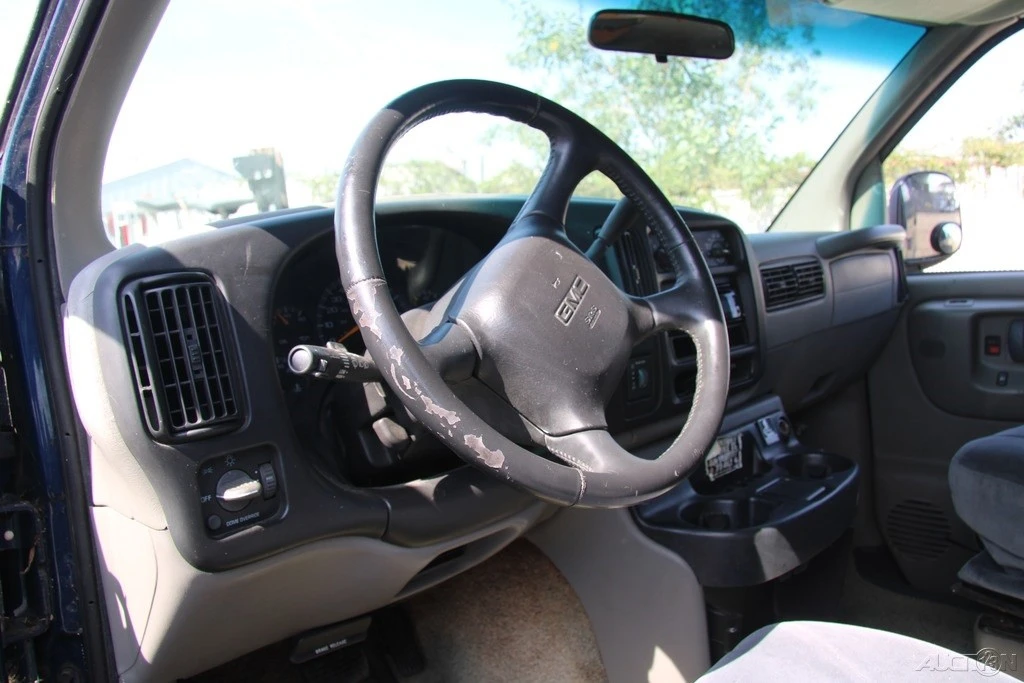 2001 GMC Sierra 2nd Gen - Image 15 of 21