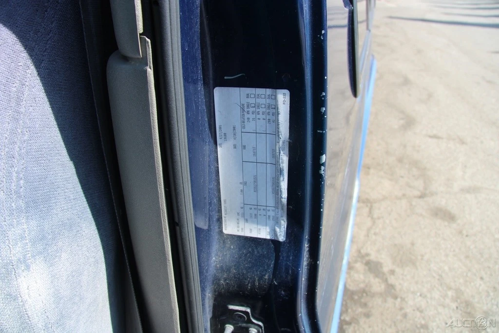 2001 GMC Sierra 2nd Gen - Image 12 of 21