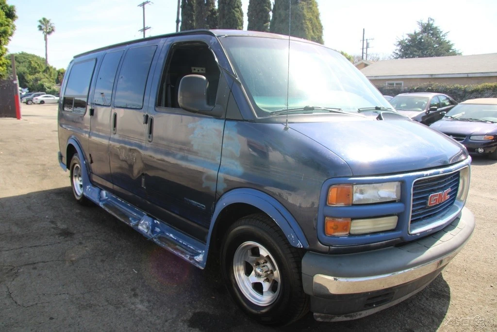 2001 GMC Sierra 2nd Gen - Image 10 of 21