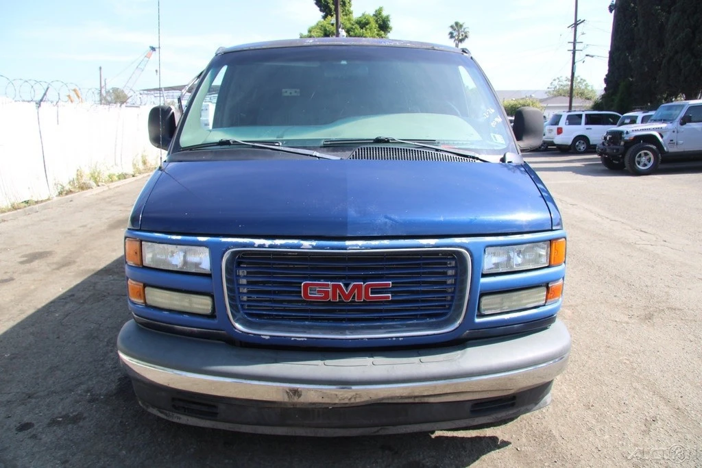 2001 GMC Sierra 2nd Gen - Image 11 of 21
