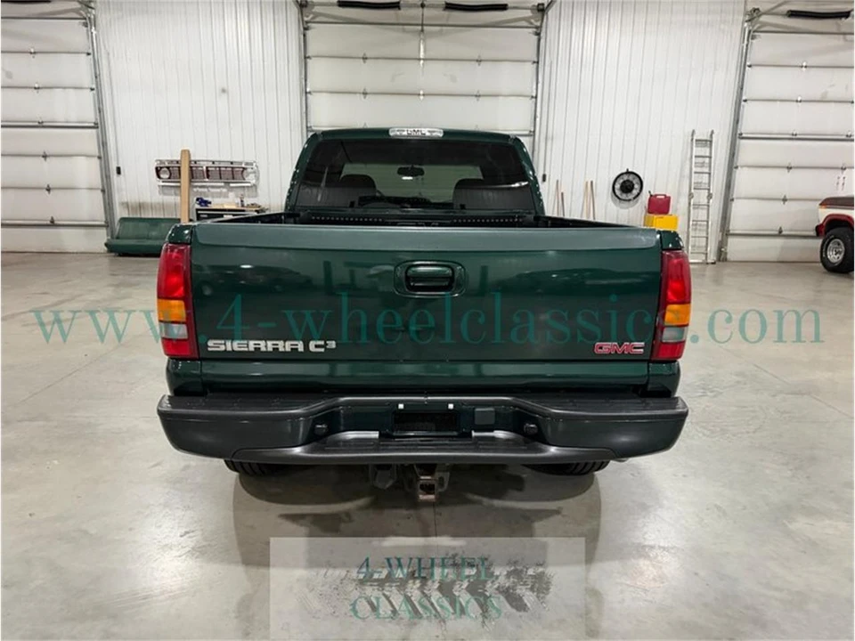 2001 GMC Sierra 2nd Gen - Image 4 of 31