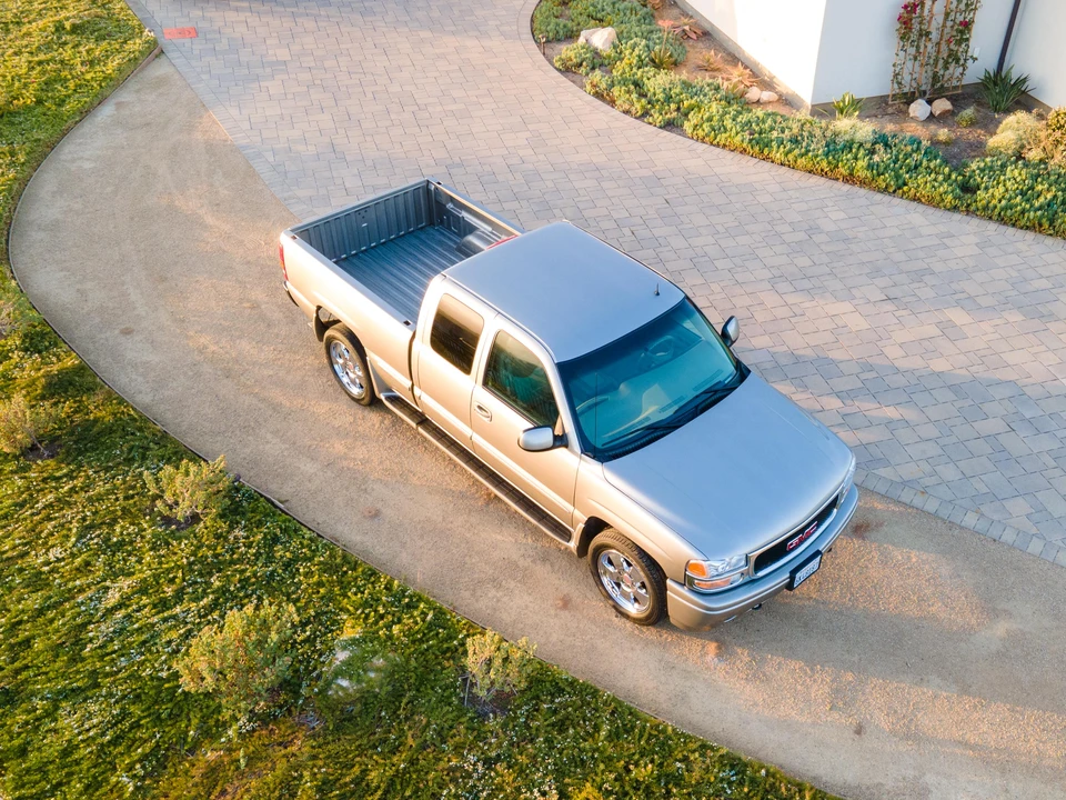 2001 GMC Sierra 2nd Gen - Image 18 of 31
