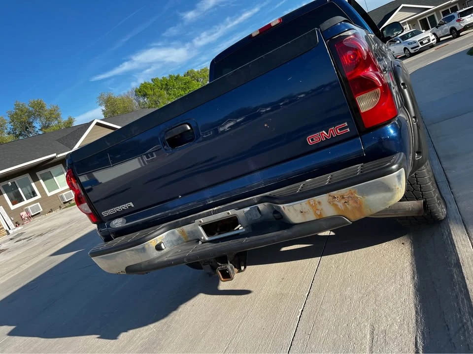 2001 GMC Sierra 2nd Gen - Image 5 of 7