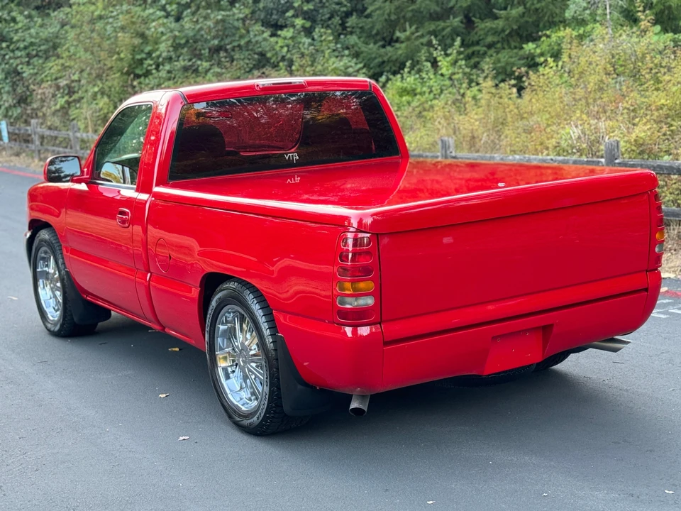 2001 GMC Sierra 2nd Gen - Image 11 of 29