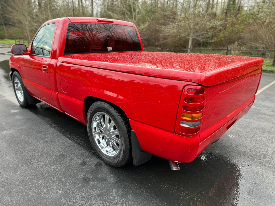 2001 GMC Sierra 2nd Gen - Image 10 of 29