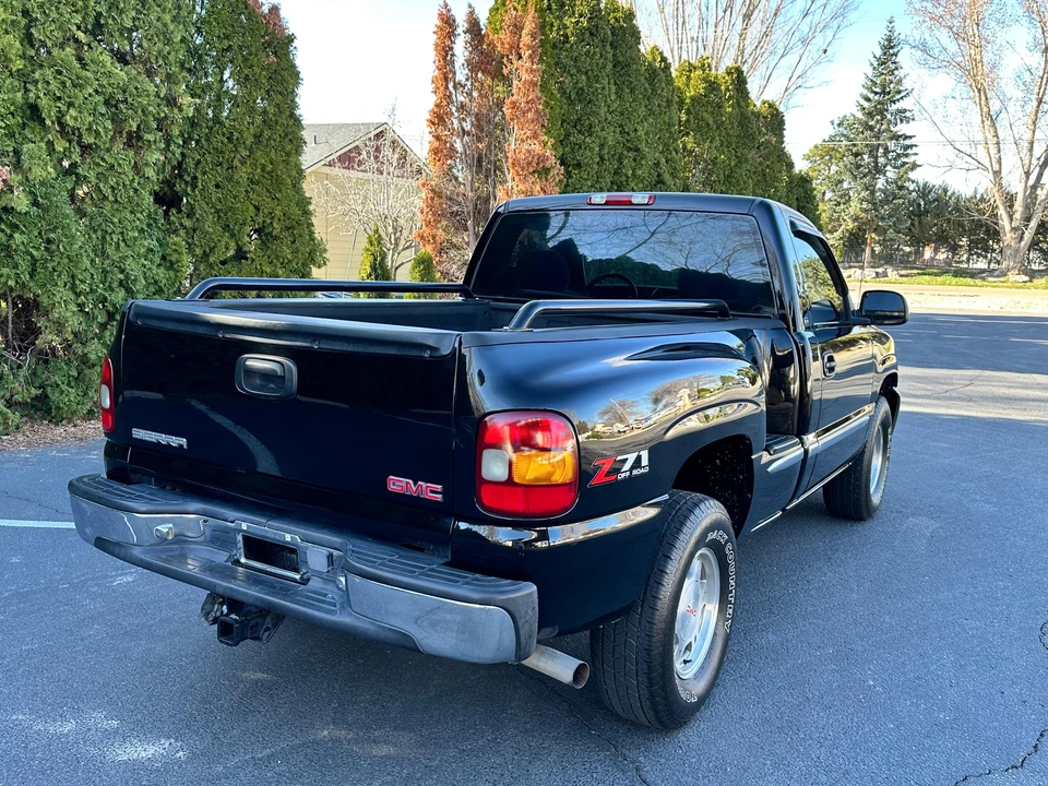 2001 GMC Sierra 1st Gen - Image 11 of 31