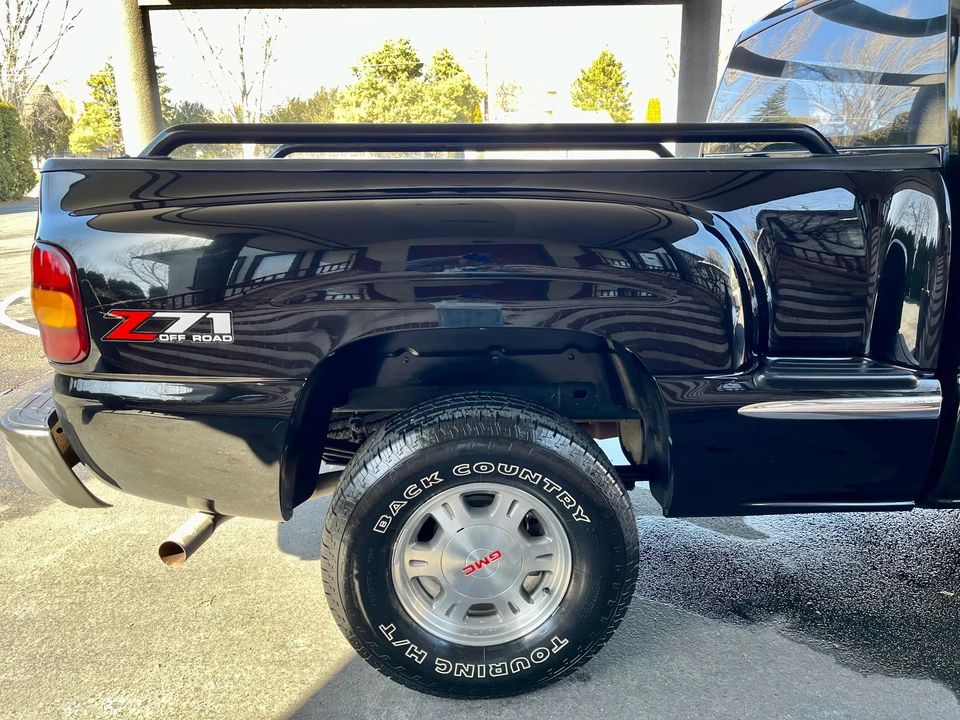 2001 GMC Sierra 1st Gen - Image 26 of 31