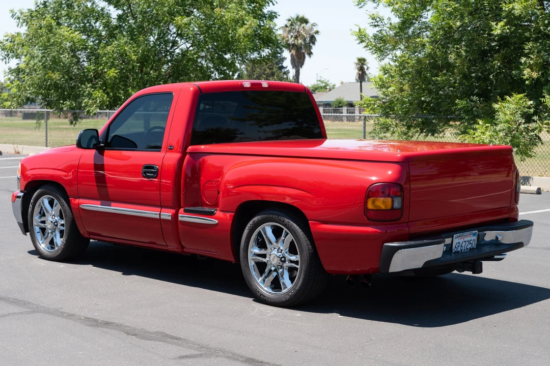 2001 GMC Sierra 2nd Gen - Image 6 of 31
