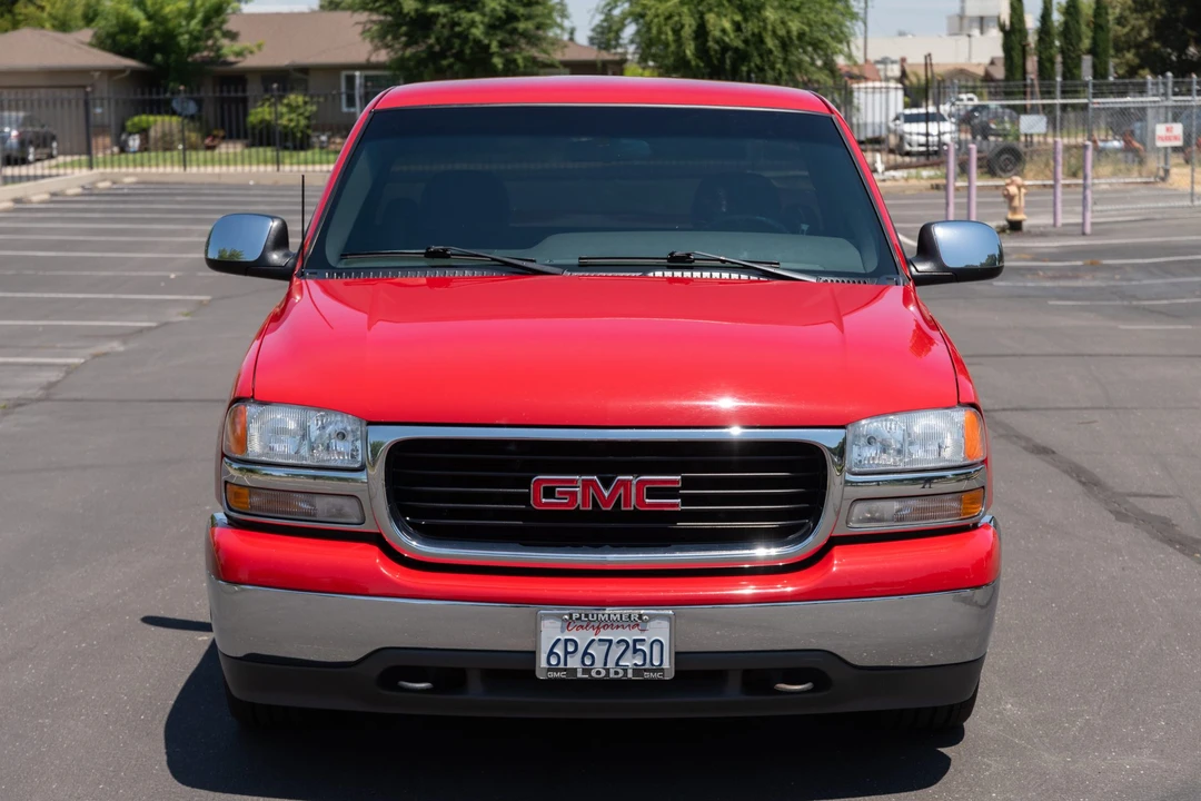 2001 GMC Sierra 2nd Gen - Image 3 of 31