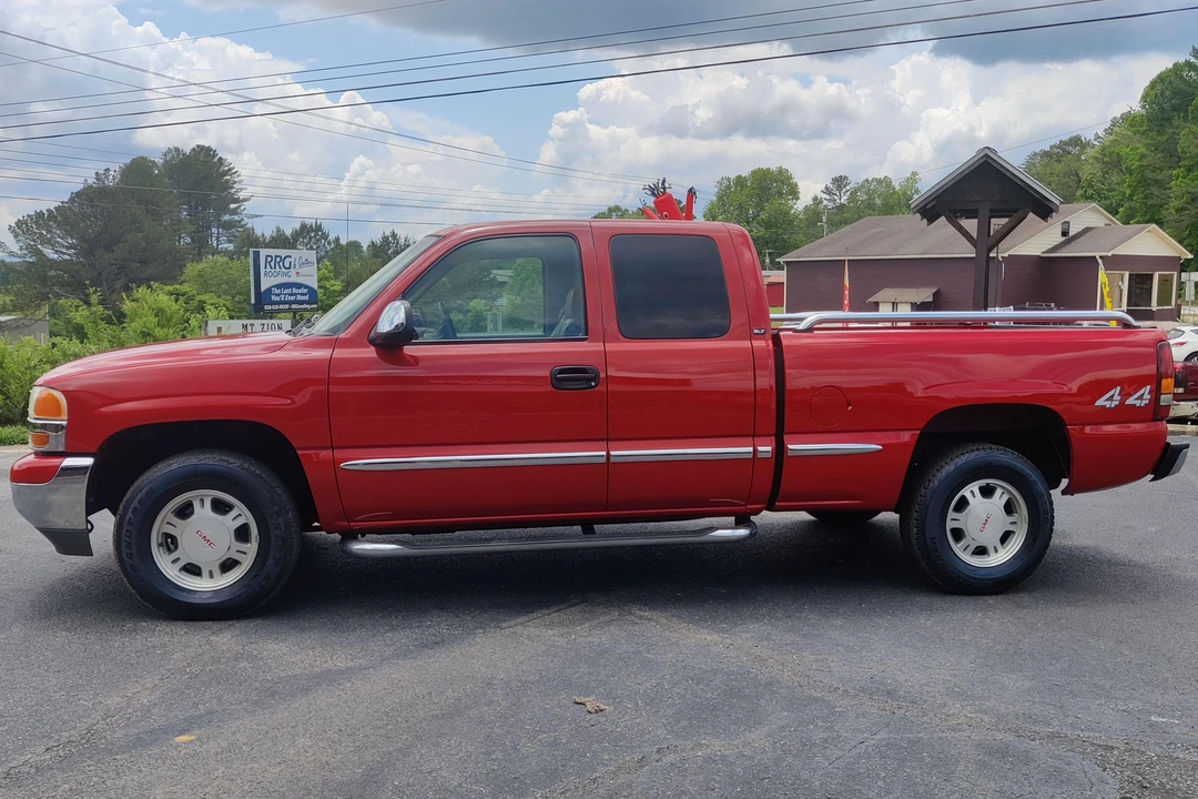 2001 GMC Sierra 2nd Gen - Image 3 of 31