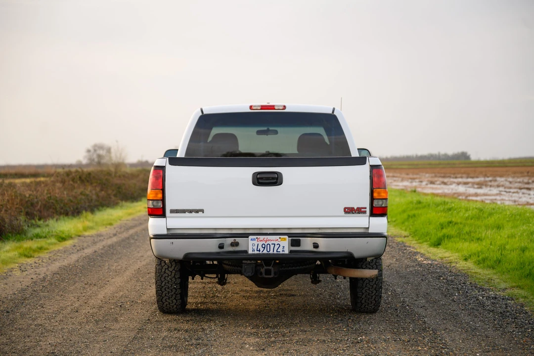 2001 GMC Sierra 1st Gen - Image 10 of 31