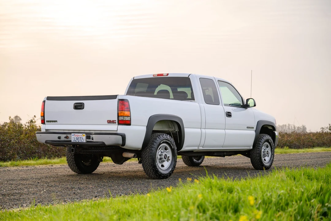 2001 GMC Sierra 1st Gen - Image 16 of 31