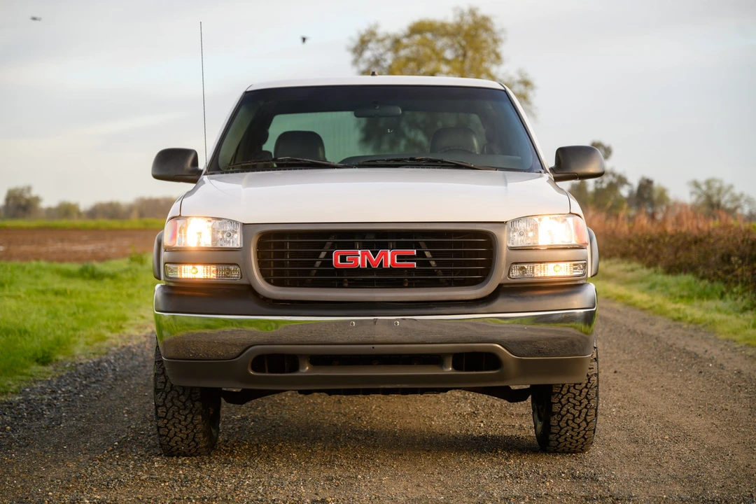 2001 GMC Sierra 1st Gen - Image 21 of 31