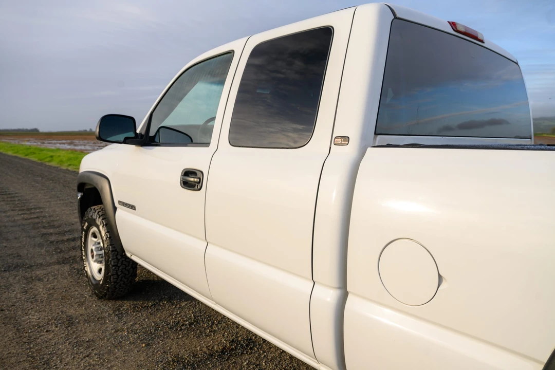 2001 GMC Sierra 1st Gen - Image 31 of 31