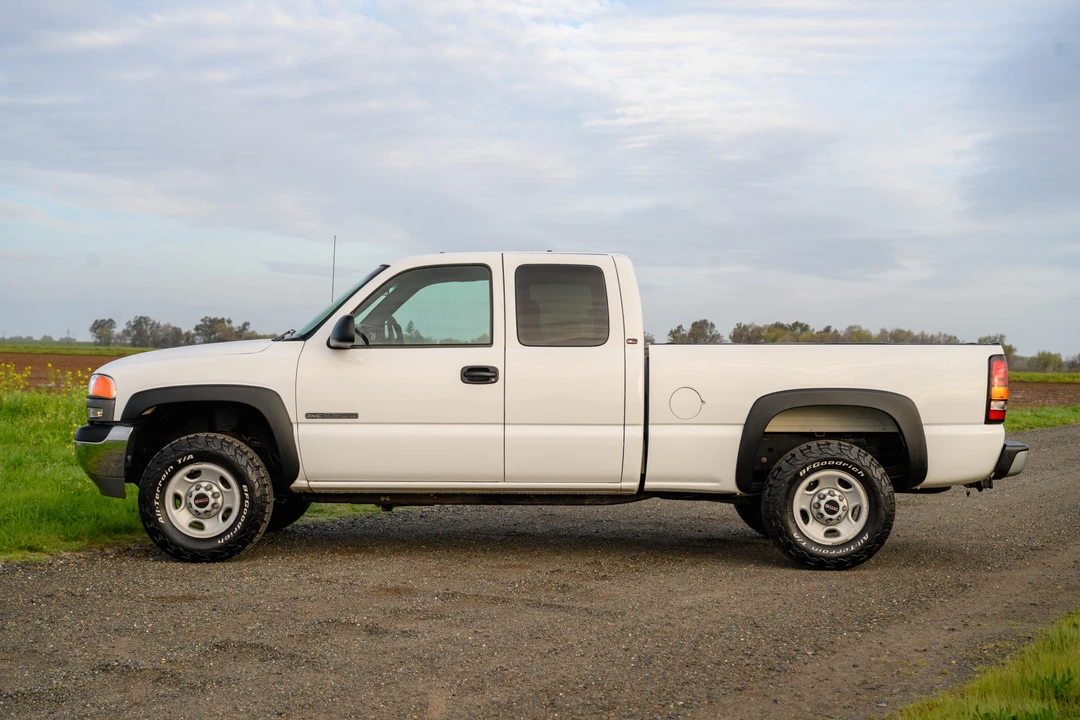 2001 GMC Sierra 1st Gen - Image 5 of 31
