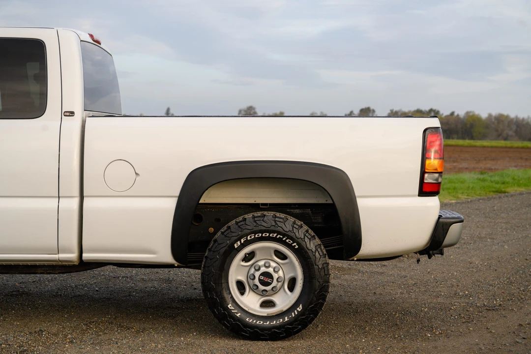 2001 GMC Sierra 1st Gen - Image 25 of 31