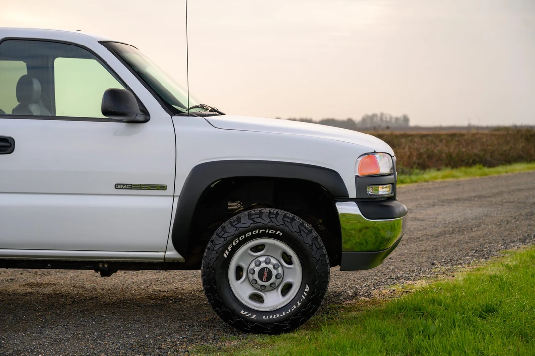 2001 GMC Sierra 1st Gen - Image 29 of 31