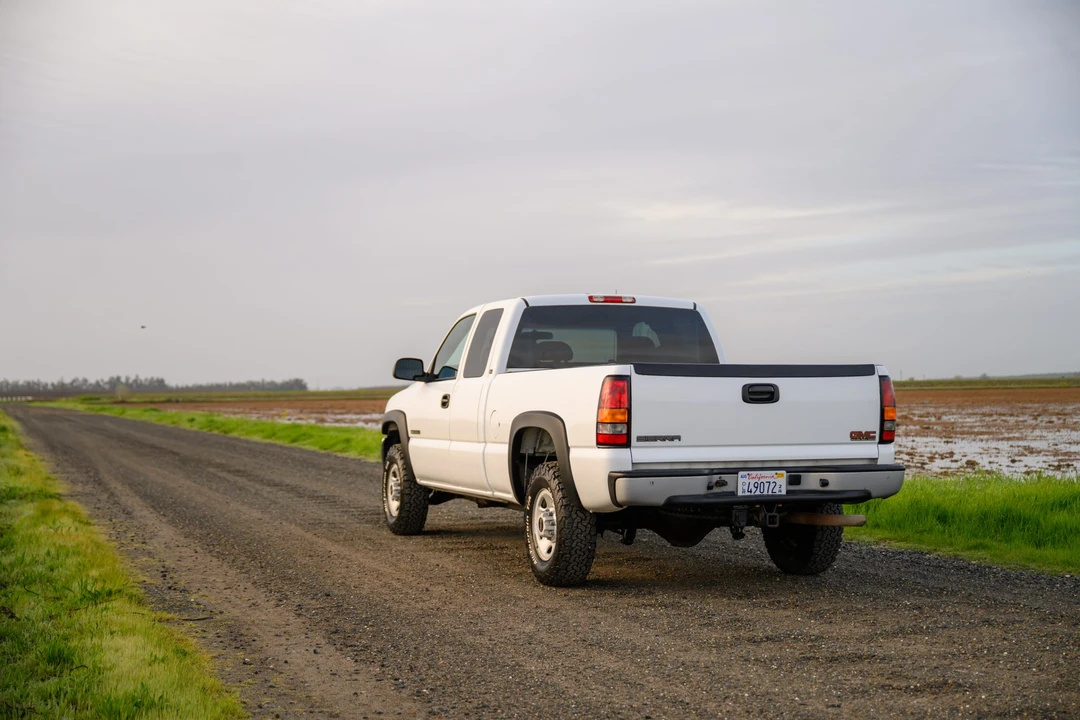 2001 GMC Sierra 1st Gen - Image 7 of 31