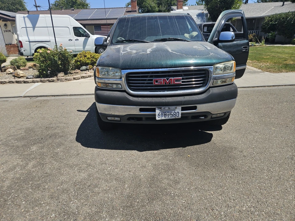 2001 GMC Sierra Heavy Duty 2nd Gen - Image 4 of 9