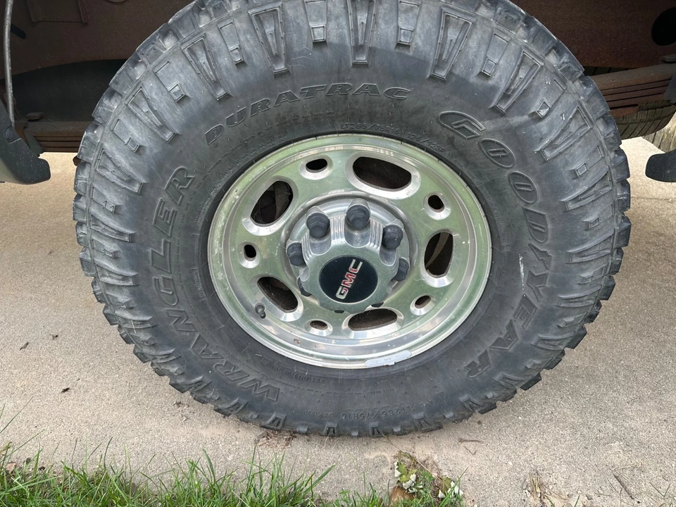 2001 GMC Sierra Heavy Duty 2nd Gen - Image 7 of 15