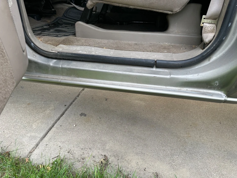 2001 GMC Sierra Heavy Duty 2nd Gen - Image 8 of 15